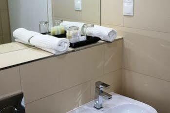 Hotel B&B Hotel Berlin-Adlershof