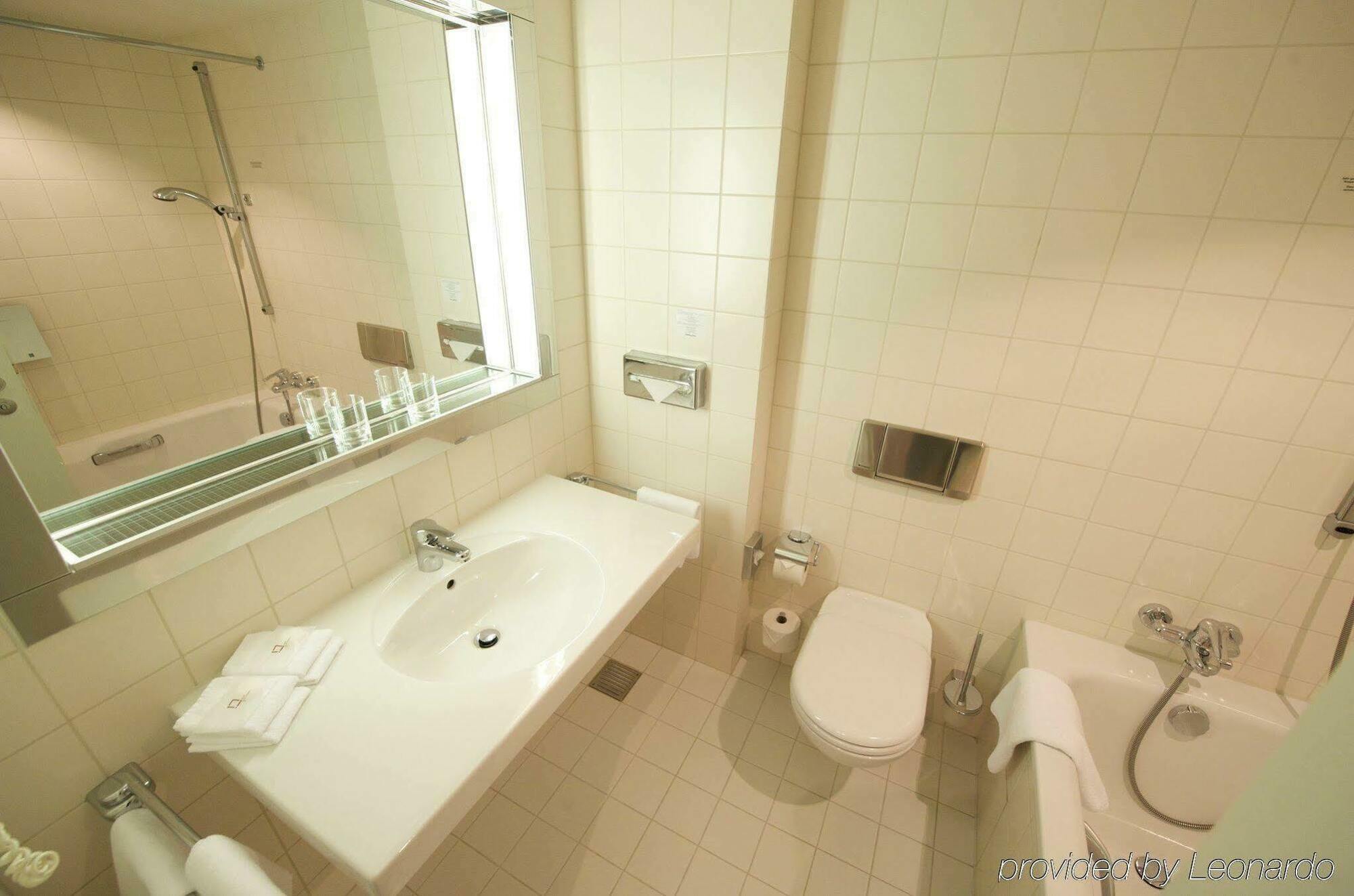 Hotel City-west By Ihg Berlin