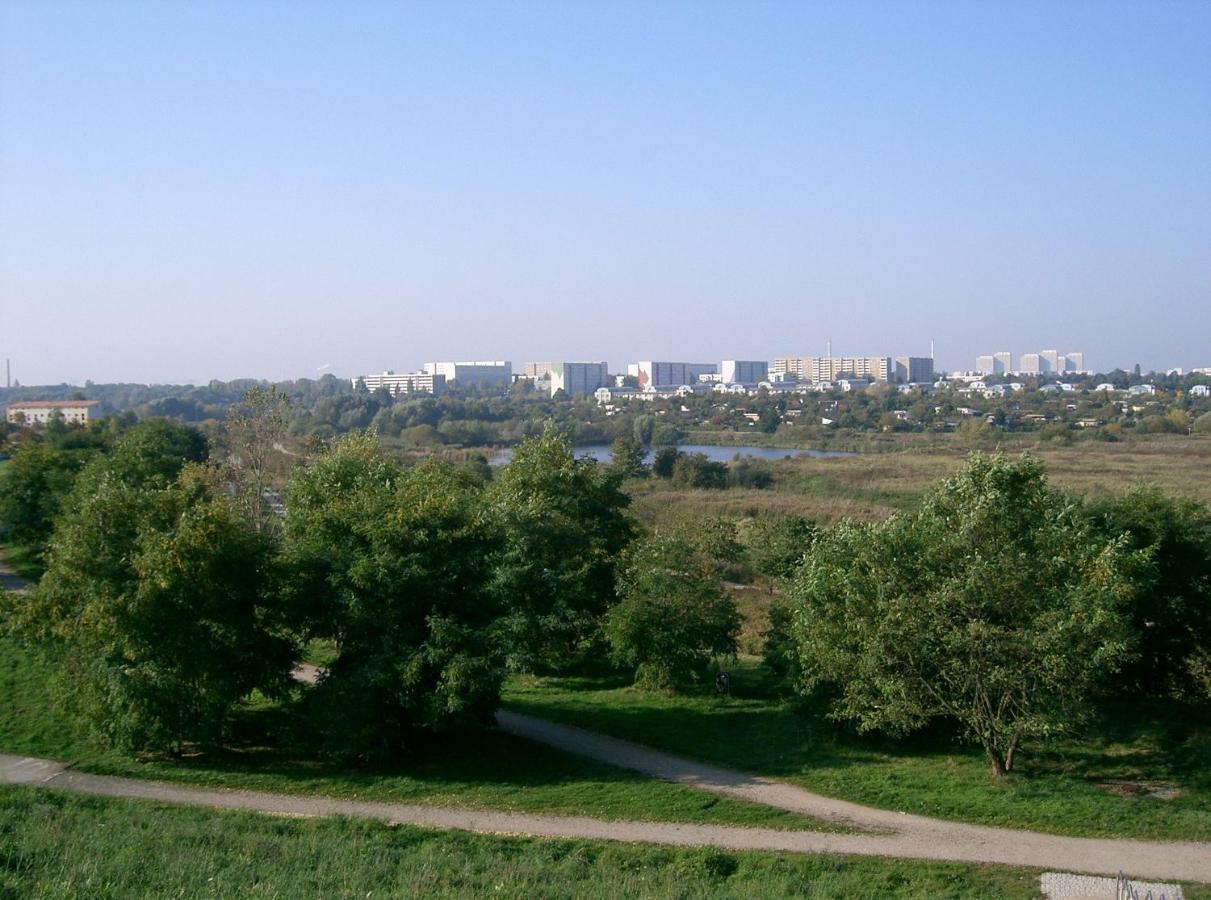 2-zimmer-ferienwohnung Gärten Der Welt Berlin