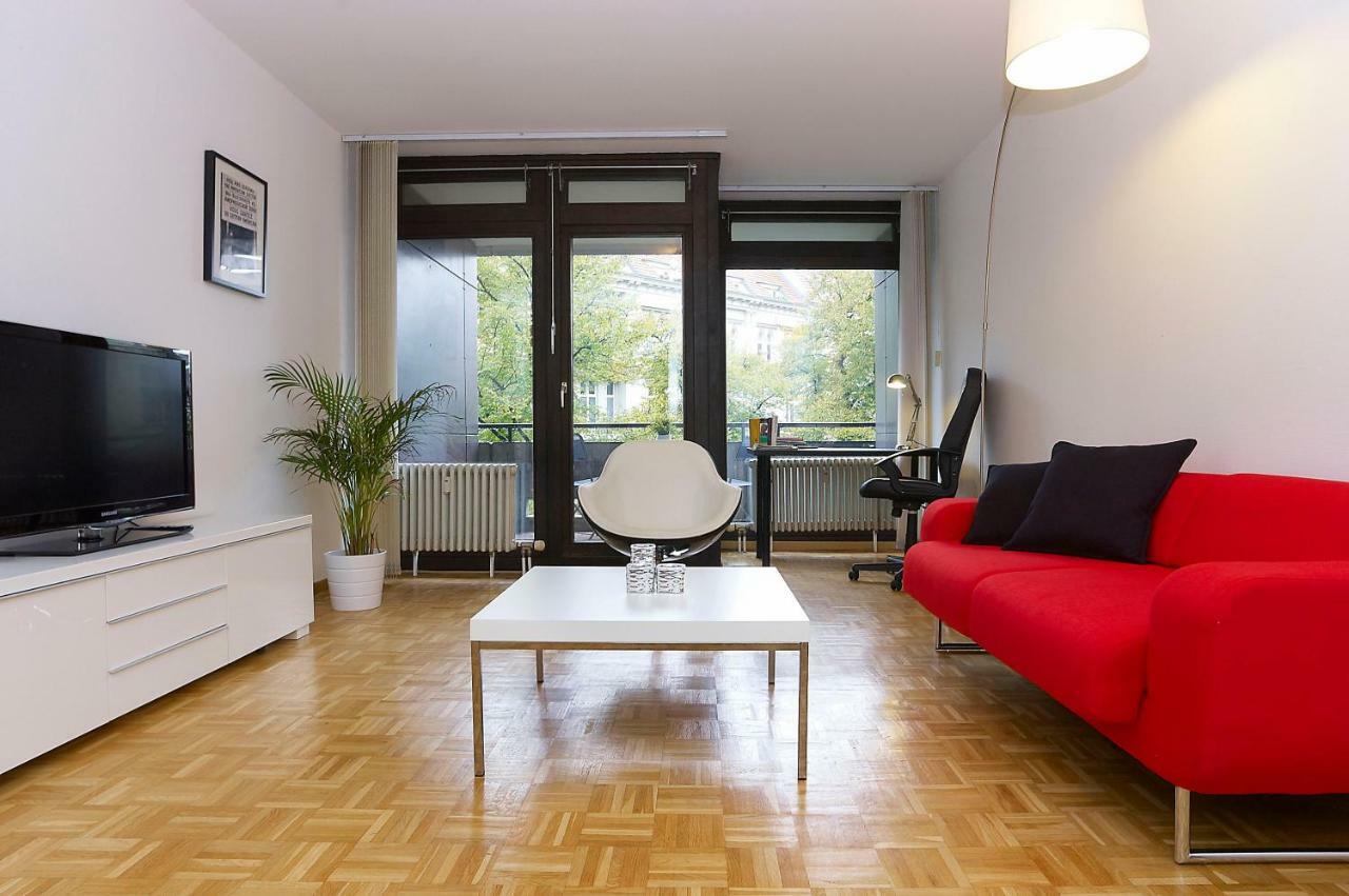 Uhlandstr. 195 *