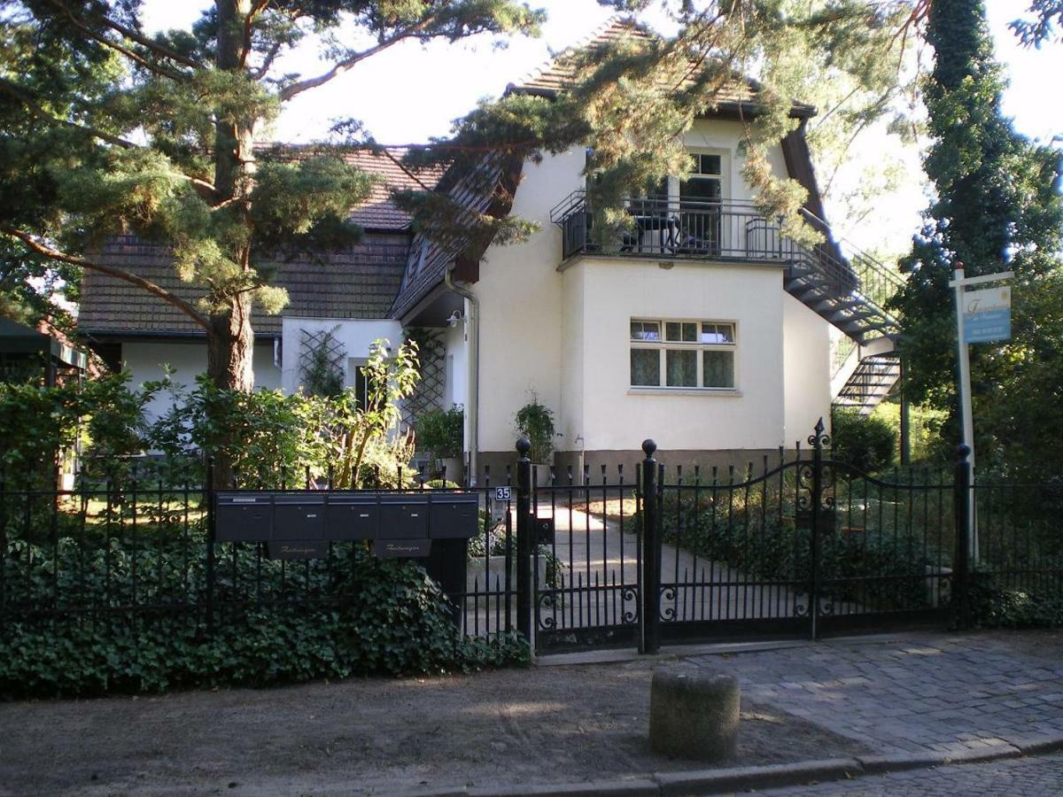 Ferienwohnung Berlin *