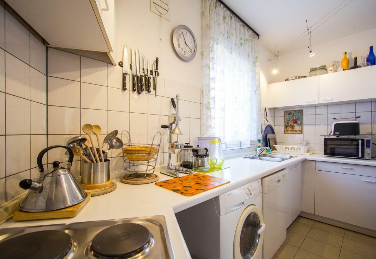 Riverside Apartment *