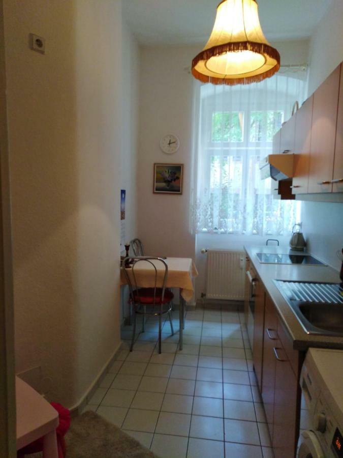 Apartment 15 *