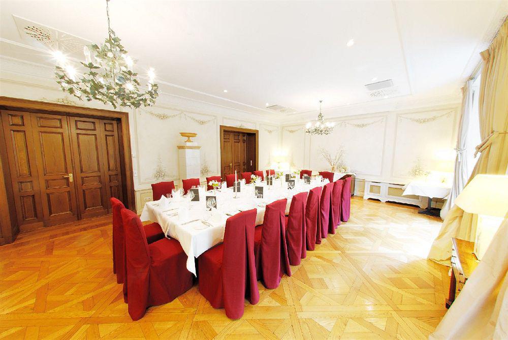 Louisa's Place 5*