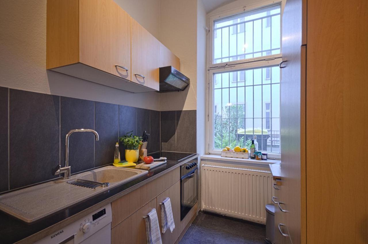Mit 2 Baedern Apartment