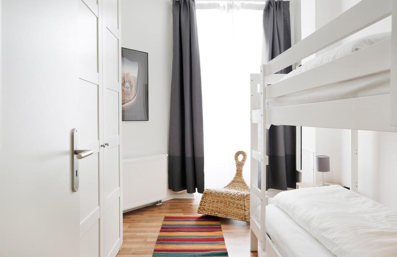 Be In In Prenzlauer Berg Apartment *