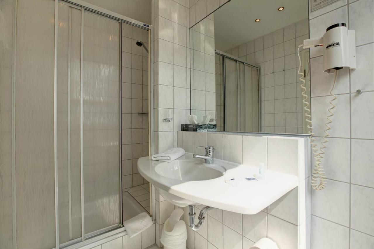 Hotel A25hotel 3*