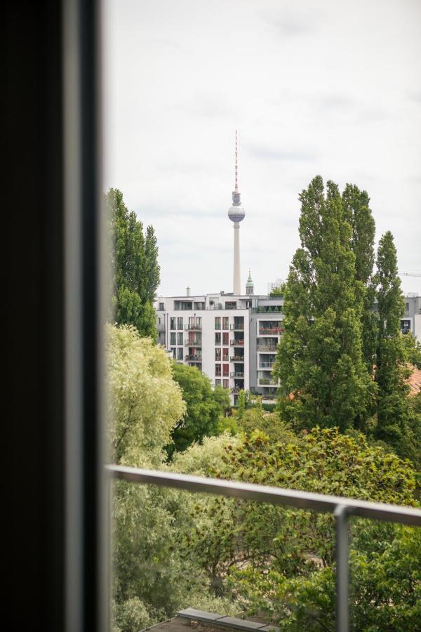 Downtown Mitte 4*