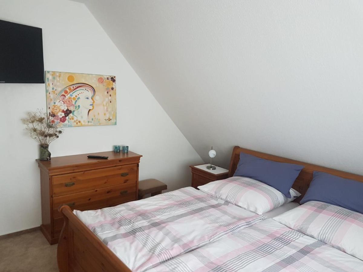 Stadtnahe Im Gruenen Apartment Berlin