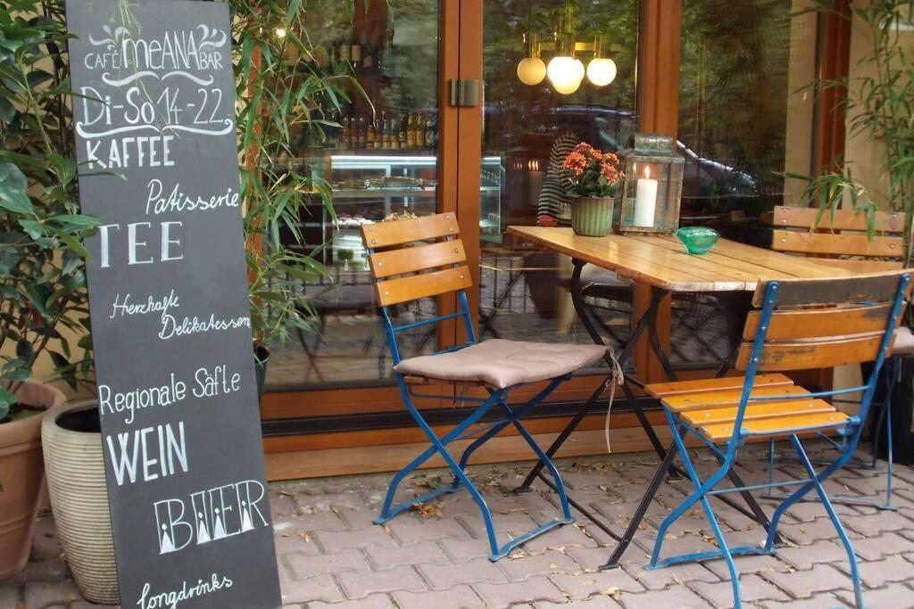 Beautiful Backyard Remise *