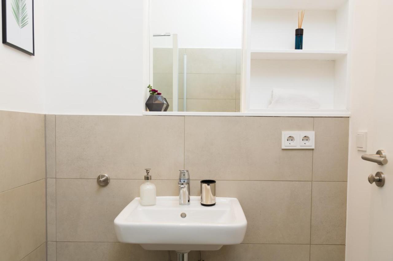 Apartment Bensimon Charlottenburg