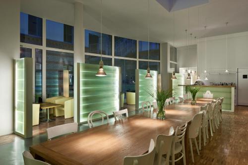 38 Hotel 3*