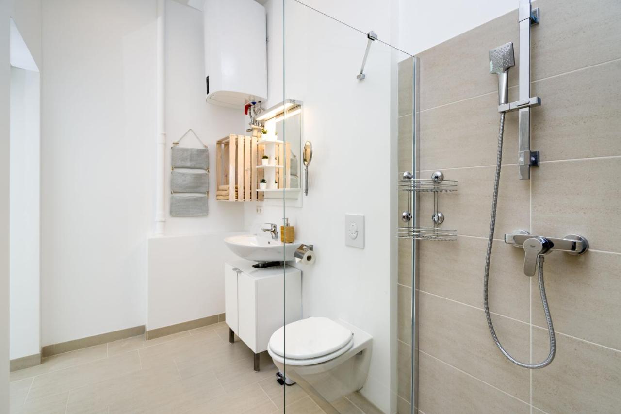 Apartment The Lohmeyerstr Vh Links, 2 Bedroom Up To 5 People Berlin