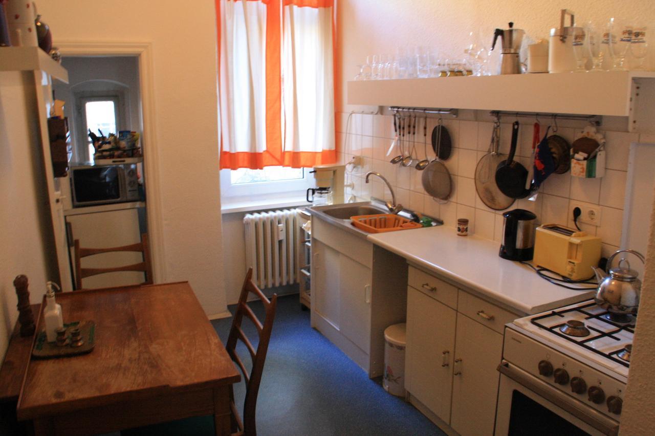 Kant Apartment