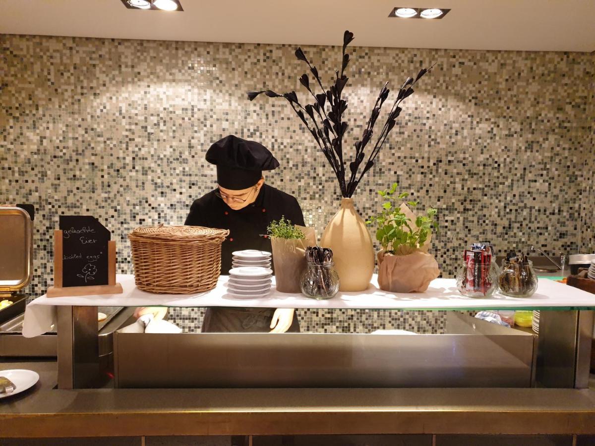 Hotel Golden Tulip Hamburg 4*