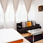 Berlin-Stays