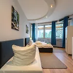 Big 7Rms City Central Loft, 1Alocation