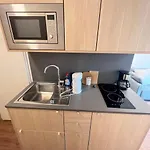 Modern Studio In Central Berlin & Free Gym Access