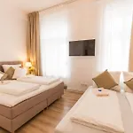 Lovely-Flats Fritz-Reuter