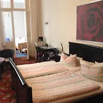 Hotel Pension Columbus Am Kurfuerstendamm