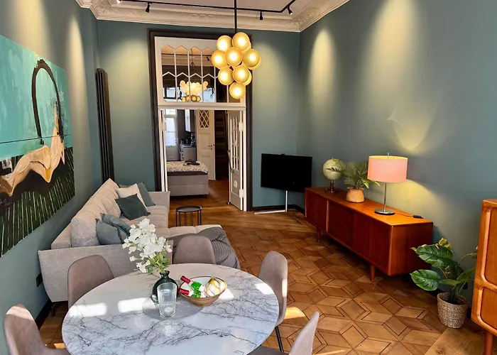 Design-Apartment Benedict Luxus, Stil & Workspace