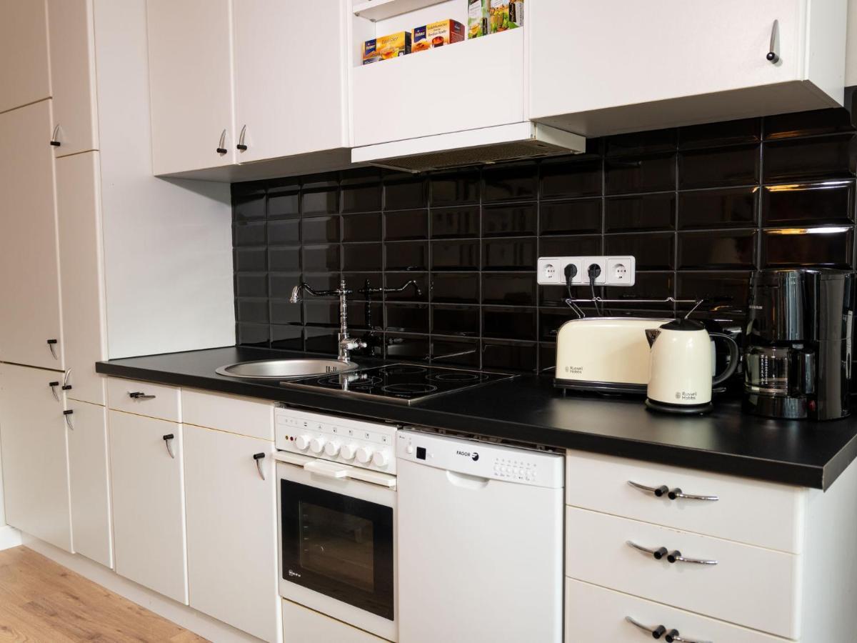 Striking Apartment Near Lake In Wannsee Apartment *