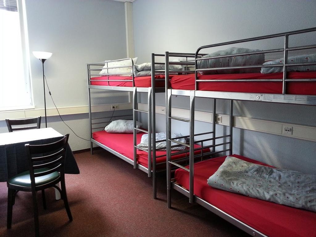 Hostel Die Etage East *