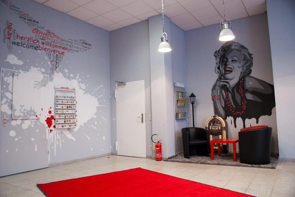 Die Etage East Hostel