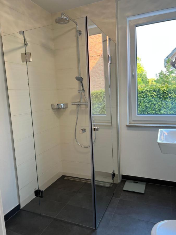 Ferienhaus Haushälfte Mit Garten, Kamin, Grill&whirlpool Nähe Ber *