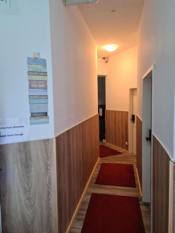 Guest house Kiez Box Twentyforseven Private
