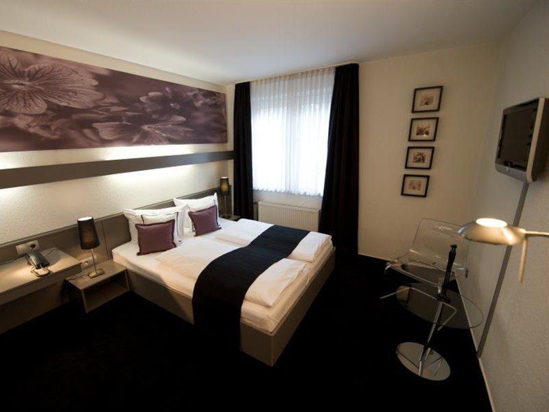 Hotel Good Morning City West 2*