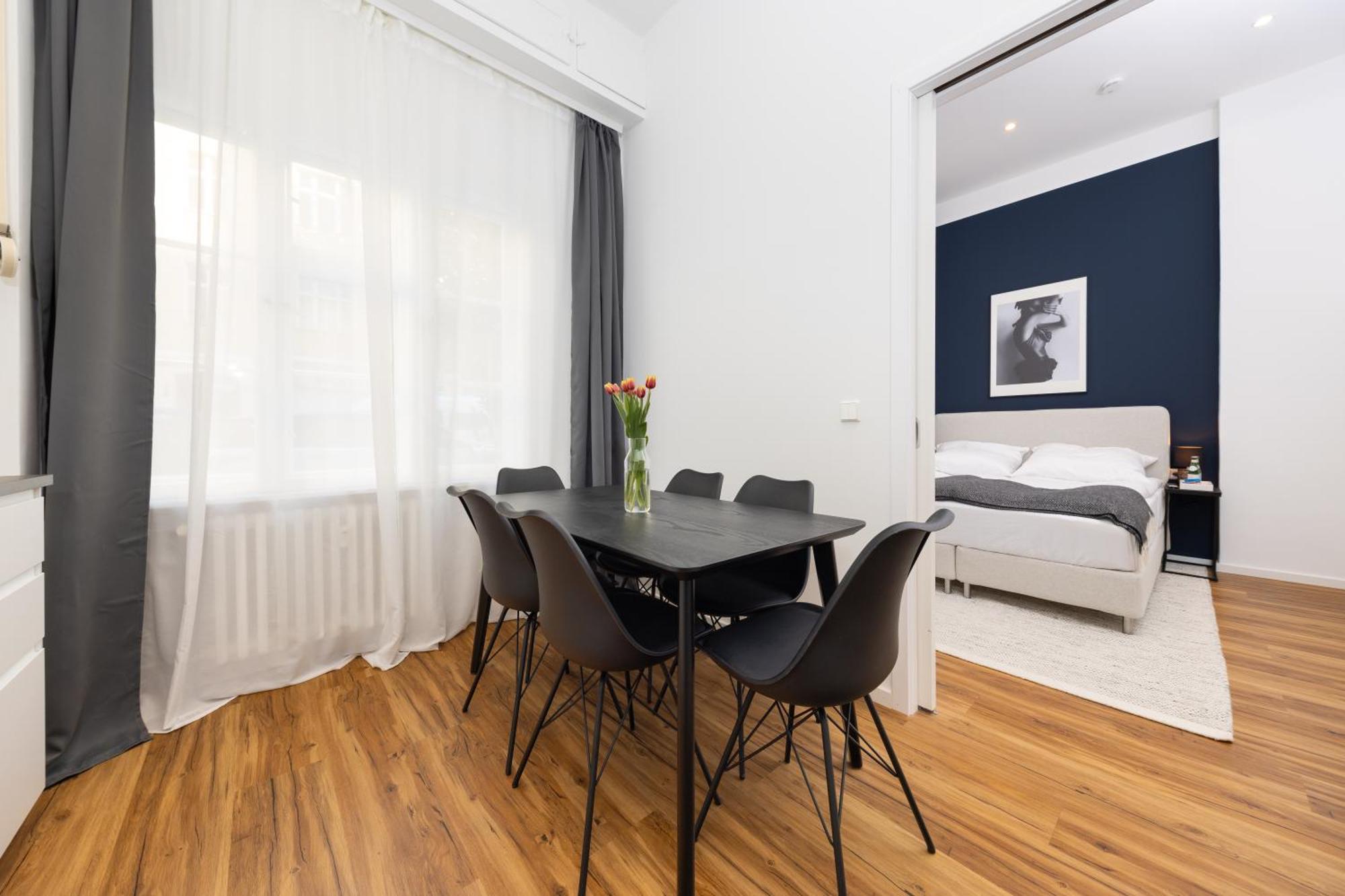 Nests - Modernes Mit Zwei Baedern * Berlin
