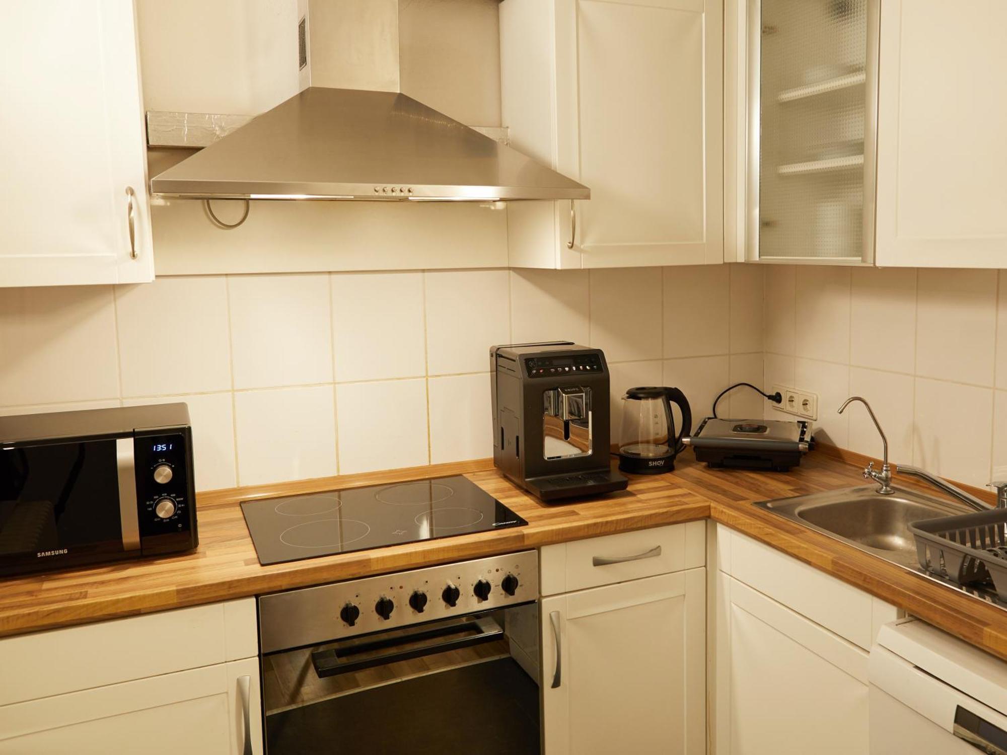 95m2 Loft Mit Terasse 1b 2r Kreuzberg Apartment *