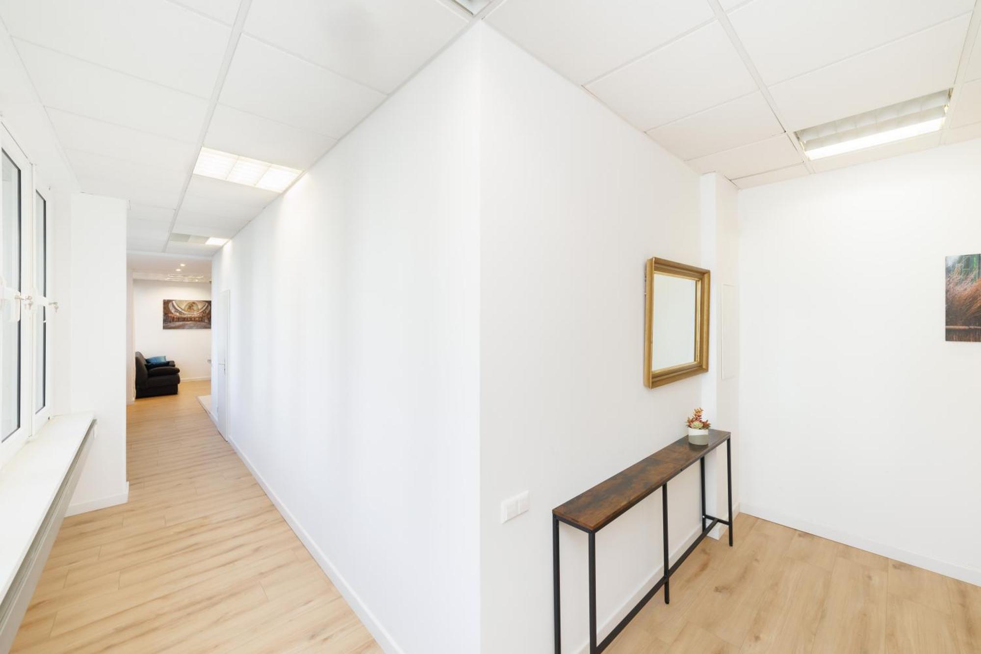 Big 7rms Loft, 1alocation Apartment