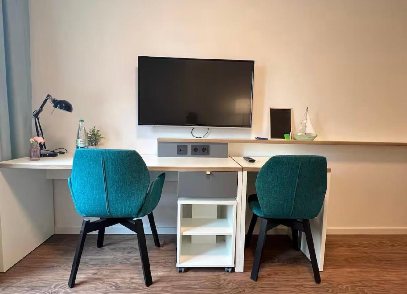 Modern In & Free Gym Access Apartment Berlin