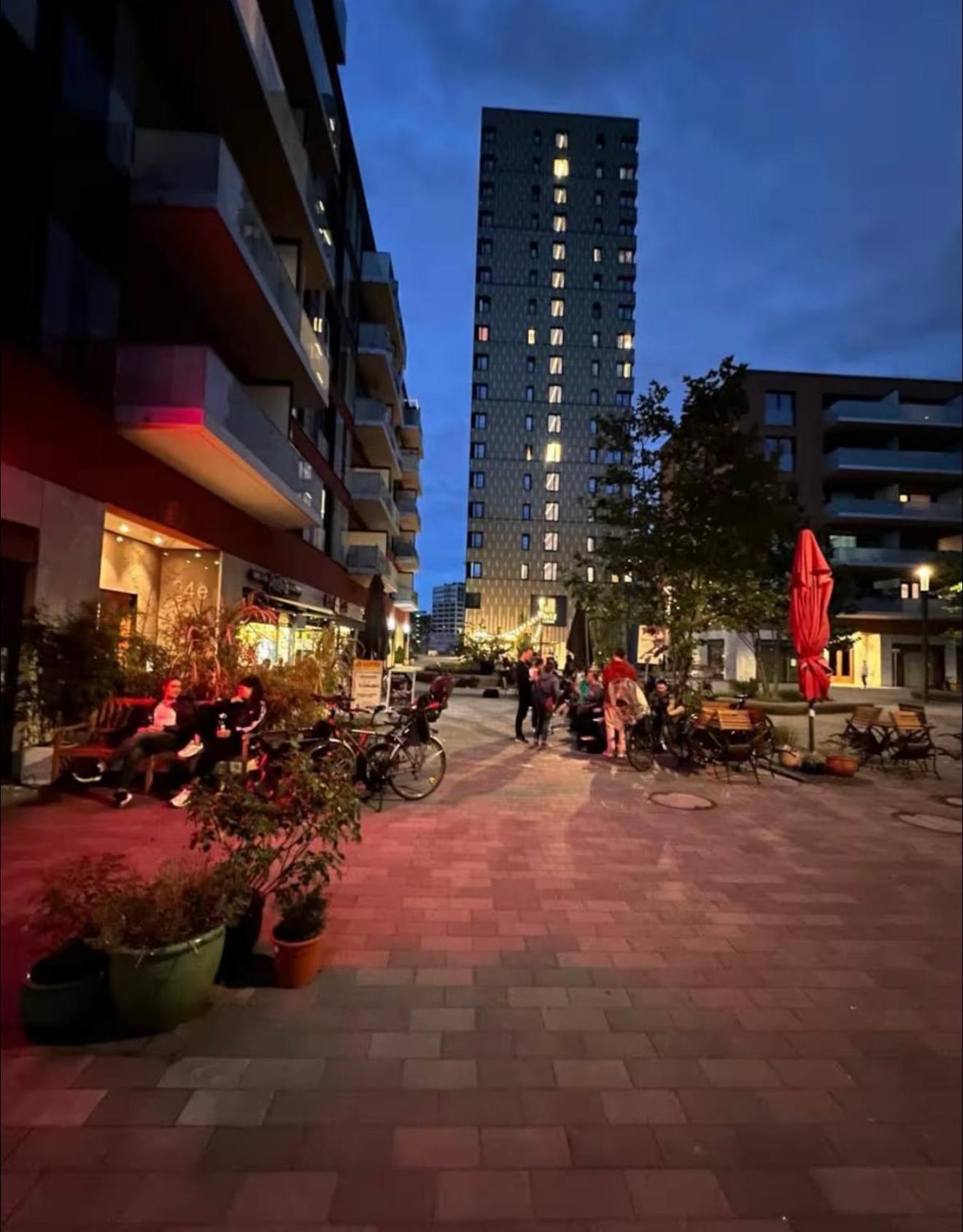 Apartment Modern In & Free Gym Access Berlin