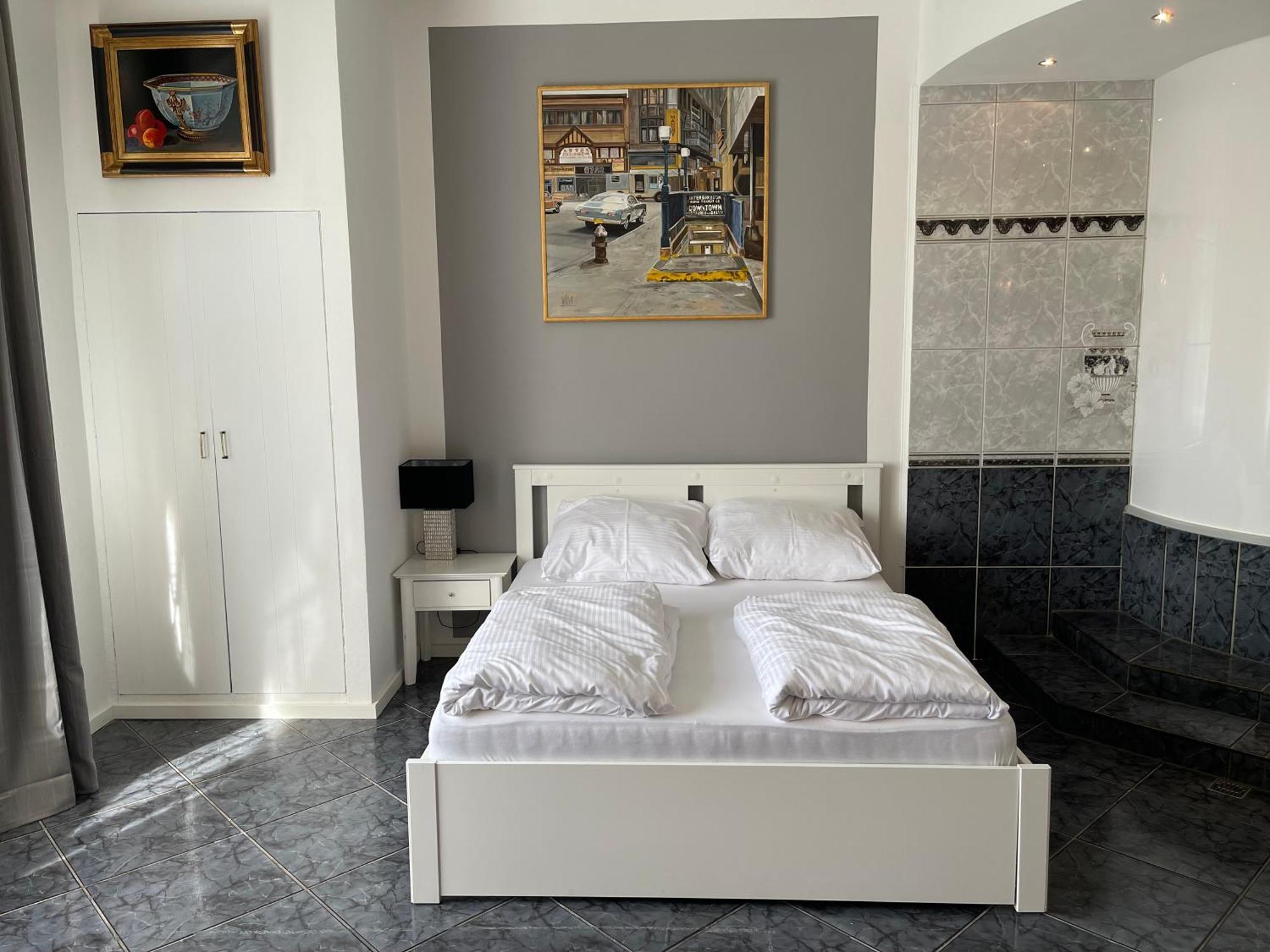 Bed & Breakfast King David Garden