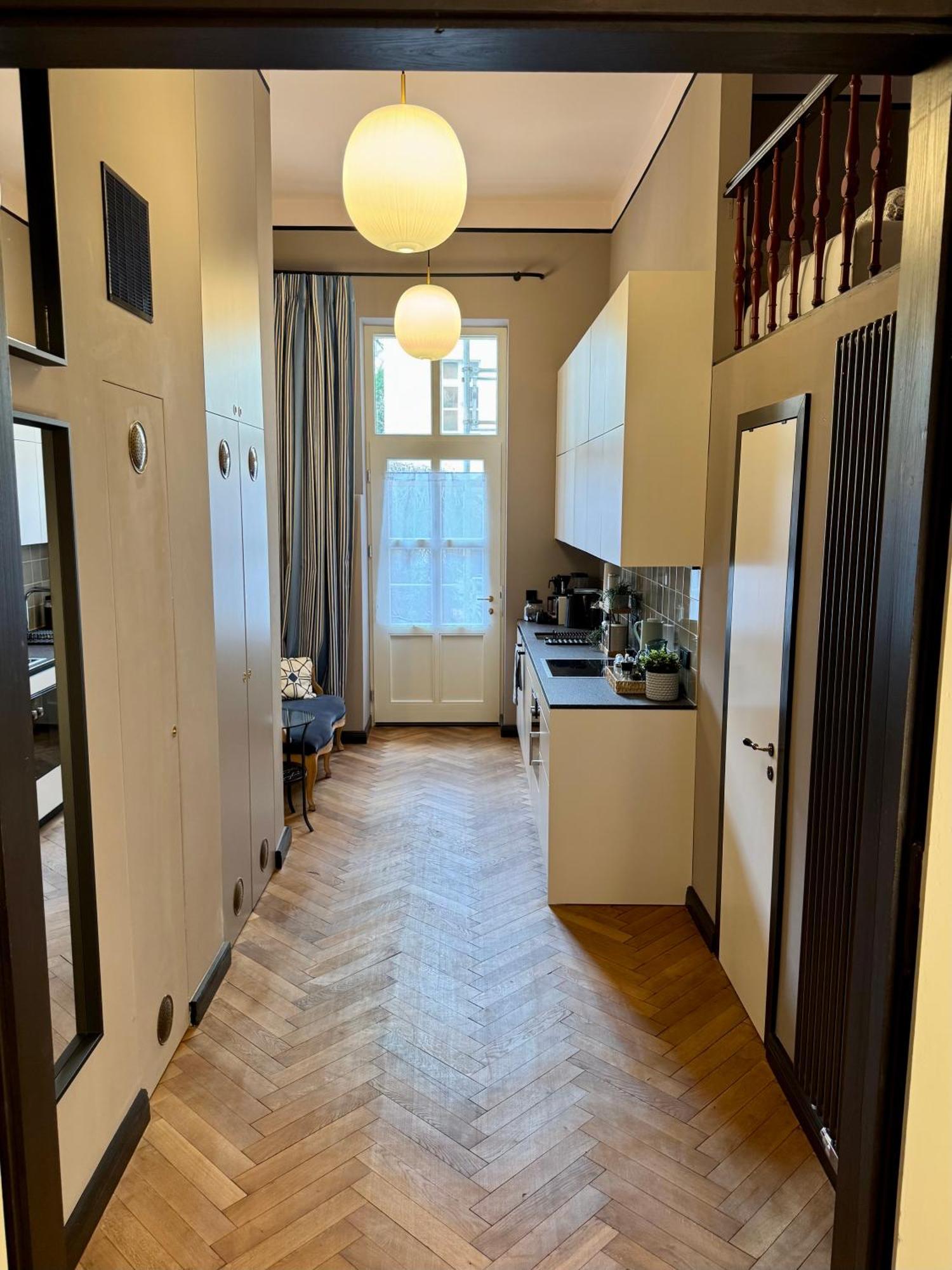 Apartment Design-apartment Benedict Luxus, Stil & Workspace