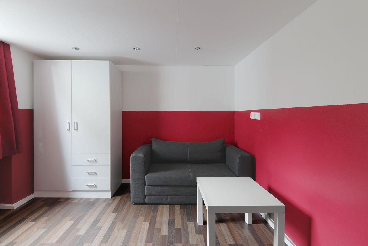 Hostel Ballhaus