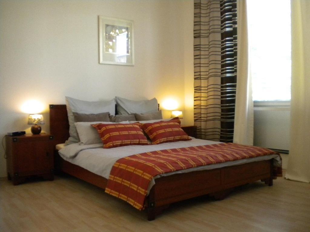 Berlin-stays Berlin