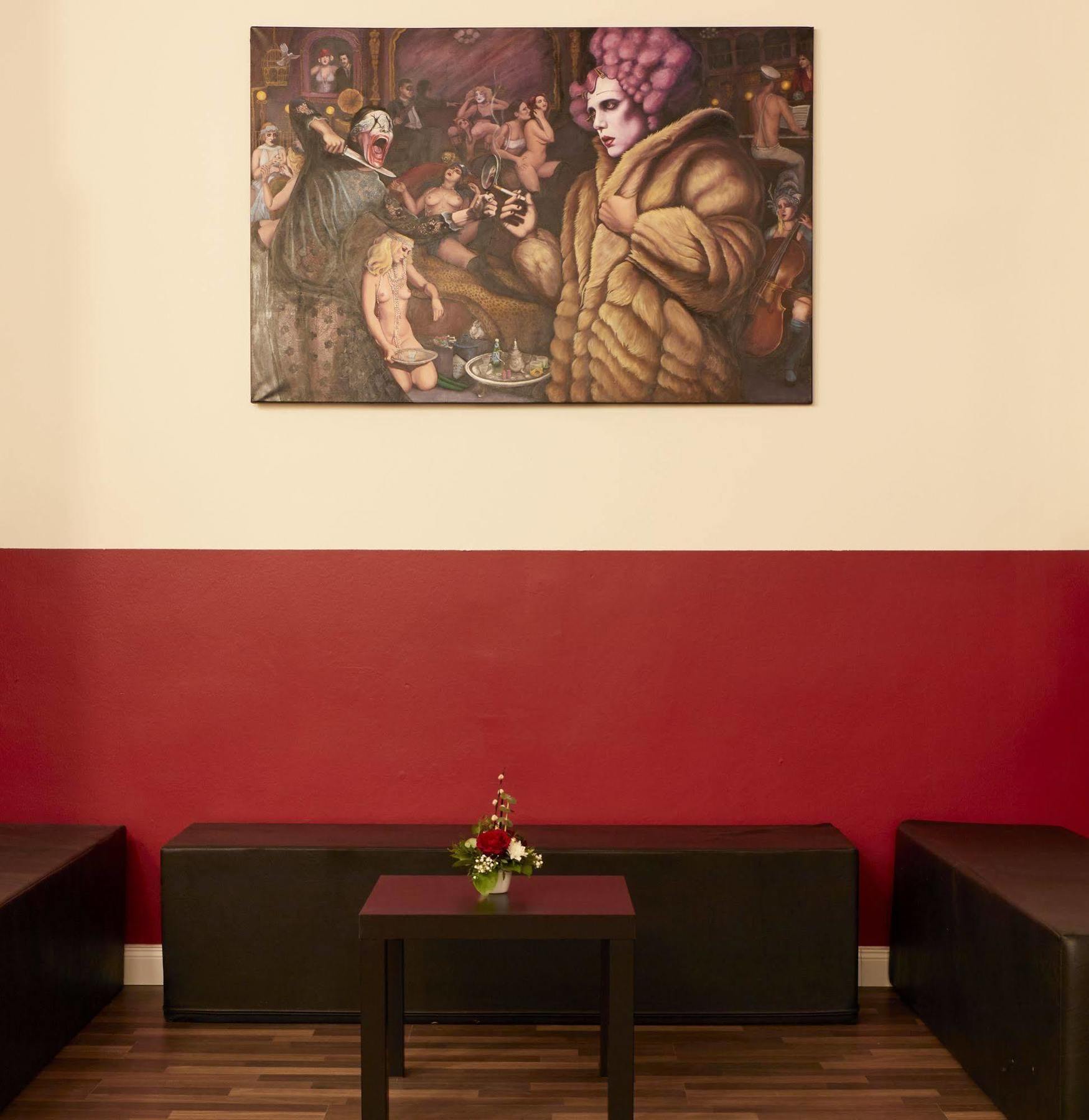 Ballhaus Hostel *