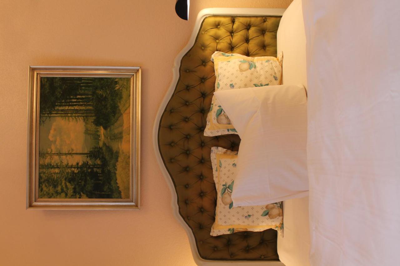 Guest house Columbus Am Kurfurstendamm 2*