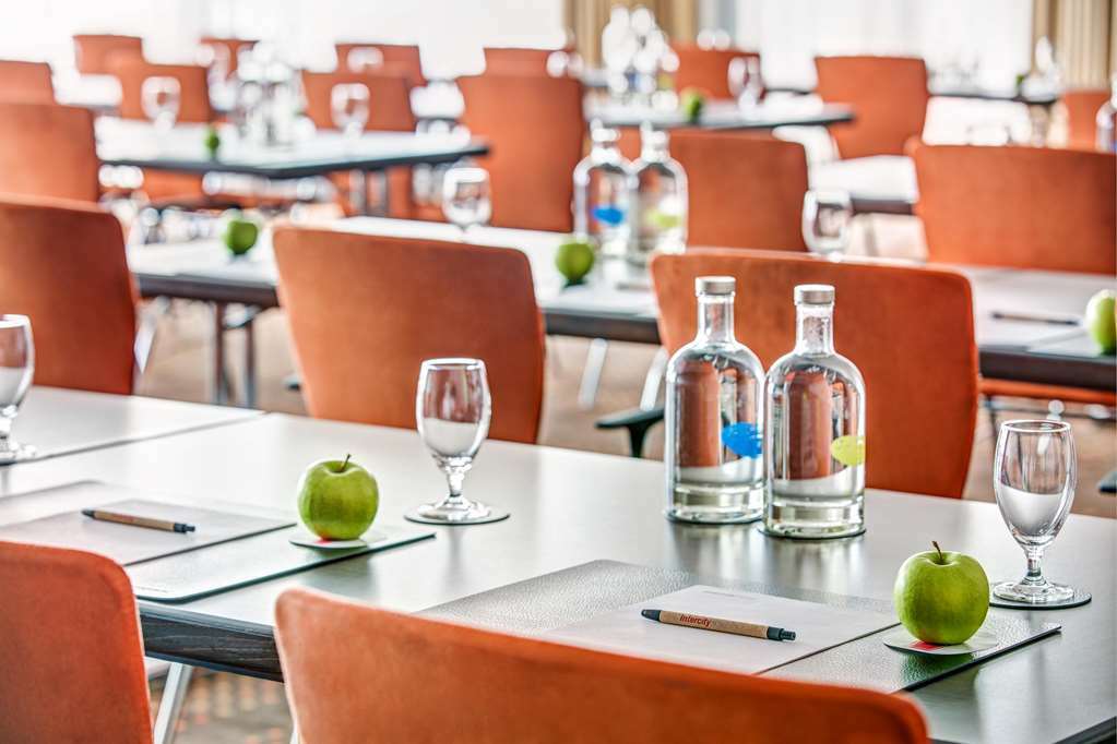 Intercityhotel Ostbahnhof Hotel 3*
