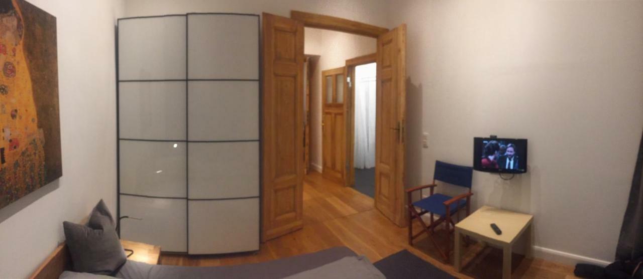 City-apartment Charlottenburg * Berlin