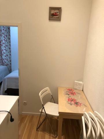 2rooms Flat/center/merto * Berlin