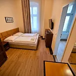Mikon Eastgate Hotel