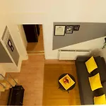 Cosy Loft Style Apartment In Berlin Wilmersdorf