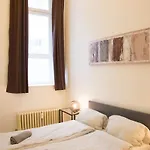 Family Apartment Moabit