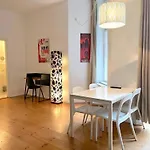 Mooeve Friedrichs Studios