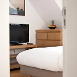 Luxoise Apartments
